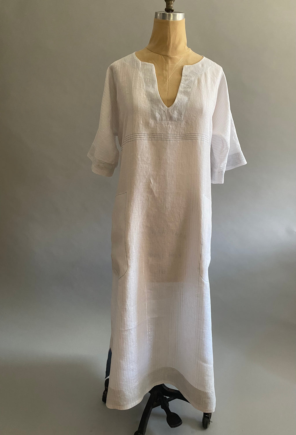 Linen Caftan With Contrasting Facing